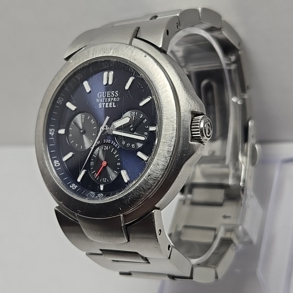 Mens Guess Waterpro Chronograph 42mm Watch G10117G Silver Blue New Battery - Picture 2 of 10